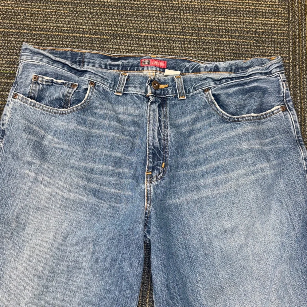 Faded Glory Bootcut Jeans Mens 38x32 Blue Excellent Loose Fit Medium Wash Denim
